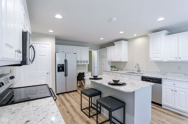 7818 Ashtree Drive, Indianapolis, IN 46259