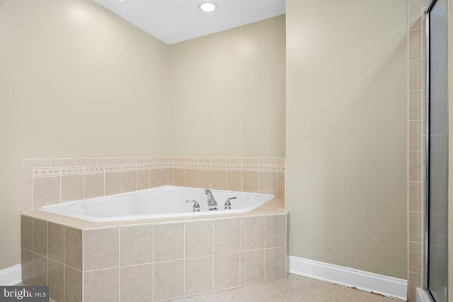 145 CHANCELLOR DR, Woodbury, NJ 08096