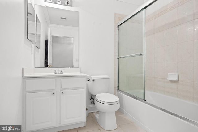 145 CHANCELLOR DR, Woodbury, NJ 08096