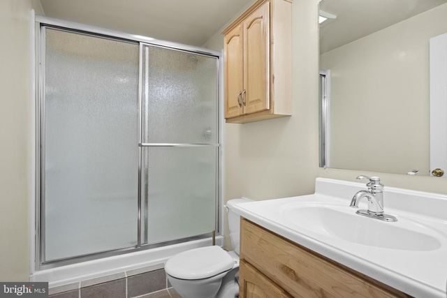 145 CHANCELLOR DR, Woodbury, NJ 08096