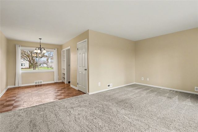 222 West Craig Hill Drive, Greece, NY 14626