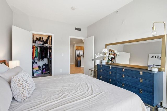 450 J St 5191, San Diego, CA 92101