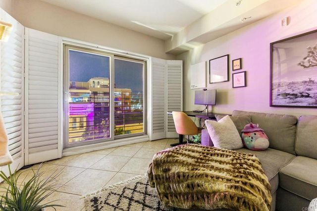 450 J St 5191, San Diego, CA 92101