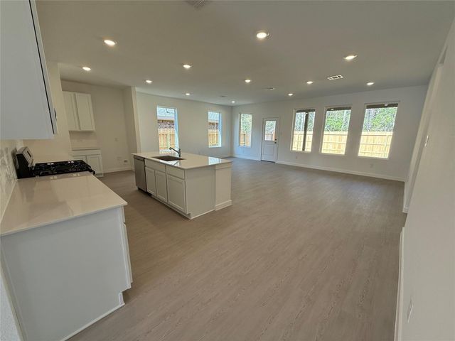 1205 Samantha Lane, College Station, TX 77845