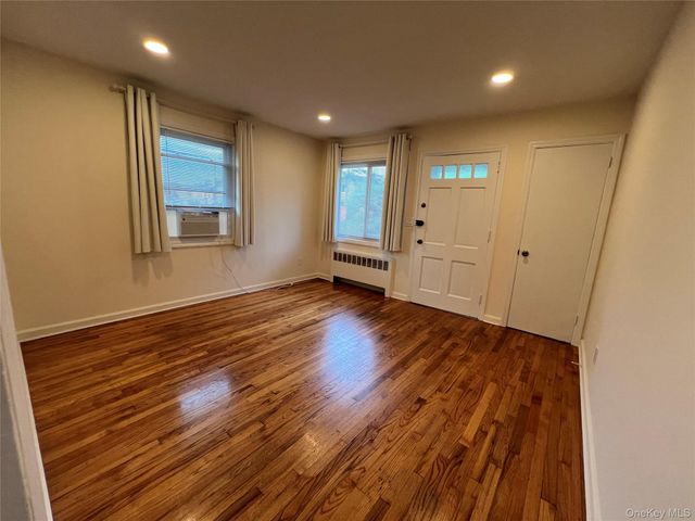 40 Firwood Road A, Port Washington, NY 11050