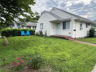 40 Firwood Road A, Port Washington, NY 11050