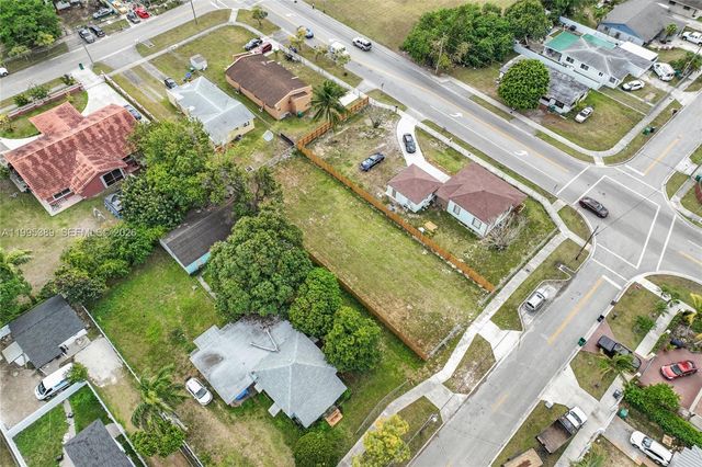 NW 2, Florida City, FL 33034