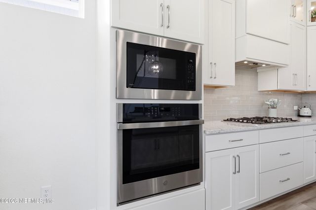 3053 FIERA VISTA Drive, Jacksonville, FL 32246
