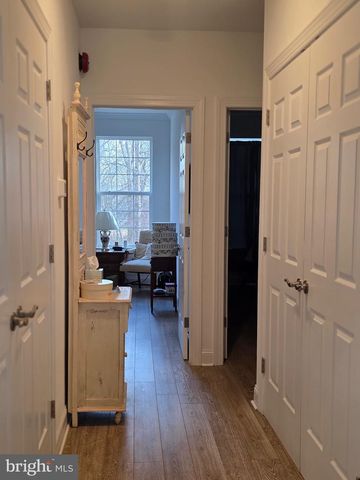 202 MISSION LN, Levittown, PA 19054