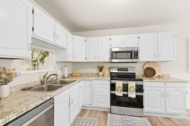 11780 W 66th Place B, Arvada, CO 80004