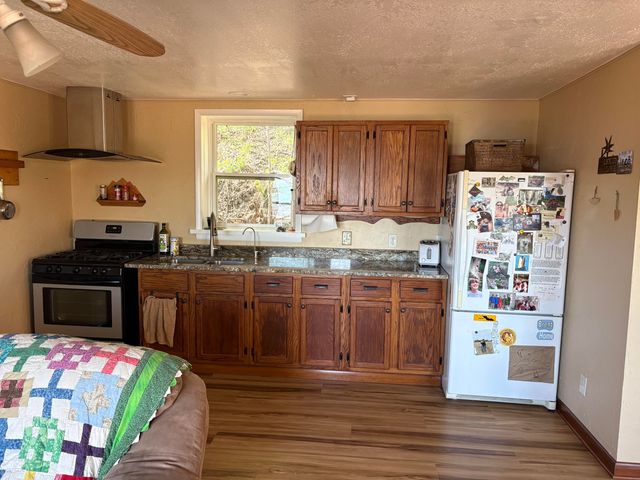 63750 E 240 Road, Grove, OK 74344