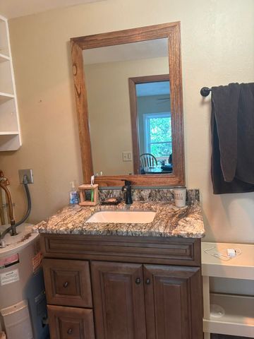 63750 E 240 Road, Grove, OK 74344