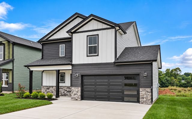 2716 Brewster Dr, Clarksville, TN 37042
