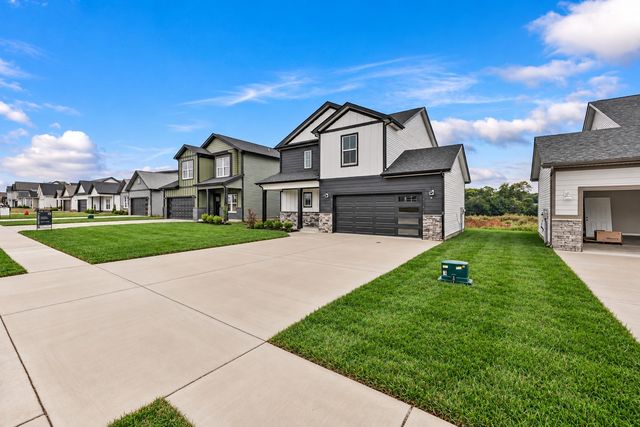 2716 Brewster Dr, Clarksville, TN 37042