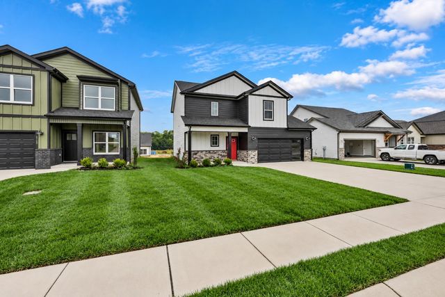 2716 Brewster Dr, Clarksville, TN 37042