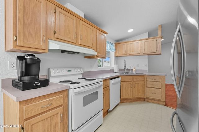 1866 S INDIANA Drive, Casa Grande, AZ 85194