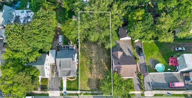 56 Morris St, East Orange City, NJ 07017