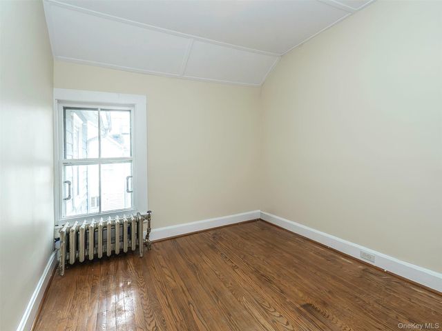 339 Glen Avenue Upper, Sea Cliff, NY 11579