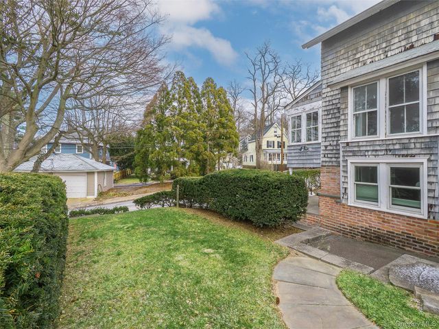 339 Glen Avenue Upper, Sea Cliff, NY 11579