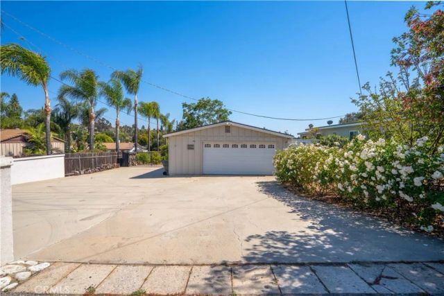 1611 Hillcrest, Fallbrook, CA 92028