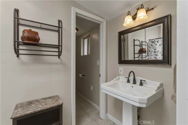 1611 Hillcrest, Fallbrook, CA 92028