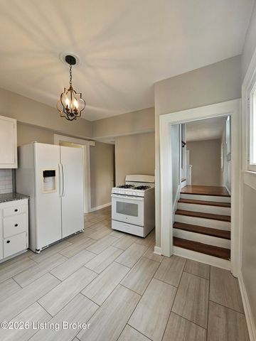1032 Reasor Ave, Louisville, KY 40217
