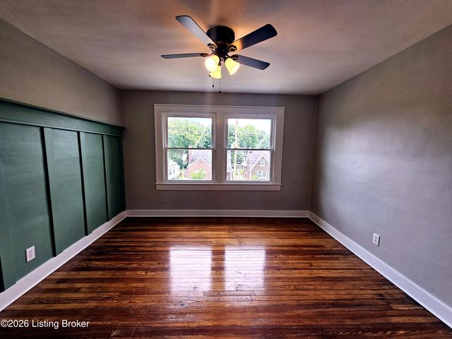 1032 Reasor Ave, Louisville, KY 40217
