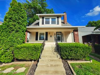 1032 Reasor Ave, Louisville, KY 40217