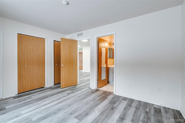 42739 Lilley Pointe Drive, Canton, MI 48187