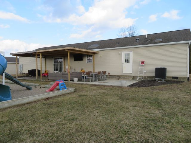 6126 Calland Road 6126 Calland Road, Urbana, OH 43078