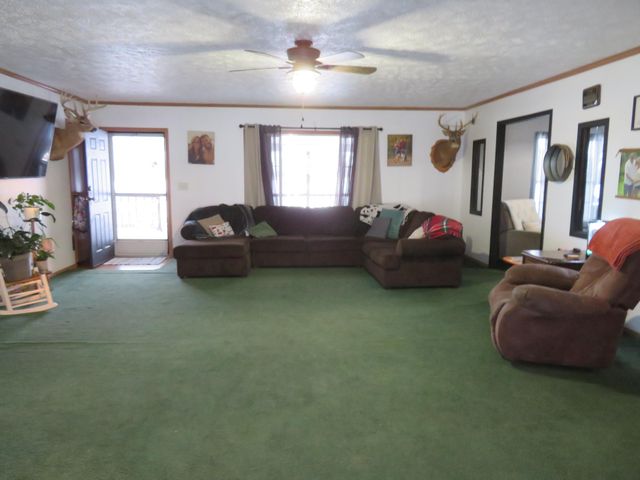 6126 Calland Road 6126 Calland Road, Urbana, OH 43078