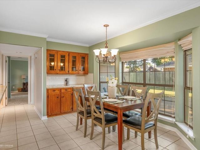 302 Greenacres Boulevard, Bossier City, LA 71111