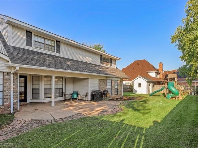 302 Greenacres Boulevard, Bossier City, LA 71111