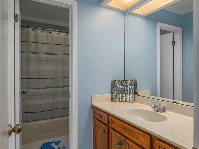 302 Greenacres Boulevard, Bossier City, LA 71111