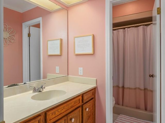 302 Greenacres Boulevard, Bossier City, LA 71111