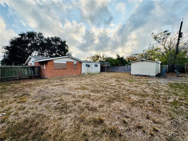 4634 Schanen Blvd, Corpus Christi, TX 78413