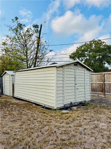 4634 Schanen Blvd, Corpus Christi, TX 78413