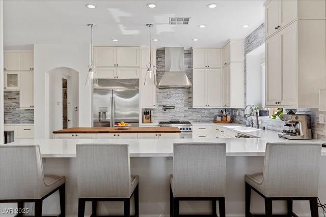 9312 Provence Garden Lane, Las Vegas, NV 89145