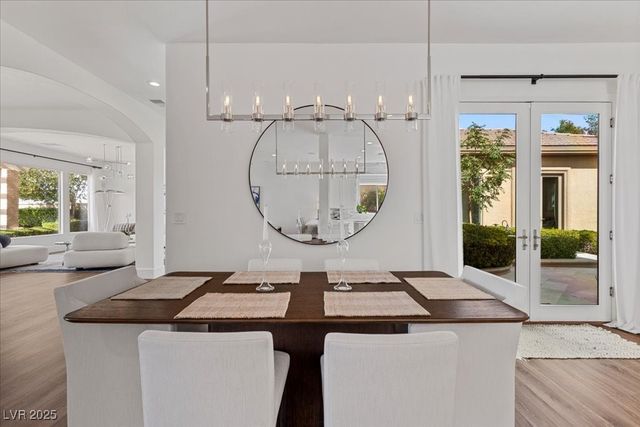 9312 Provence Garden Lane, Las Vegas, NV 89145