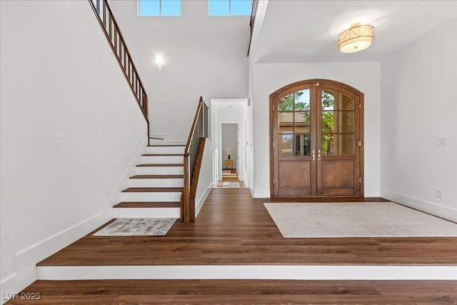 9312 Provence Garden Lane, Las Vegas, NV 89145