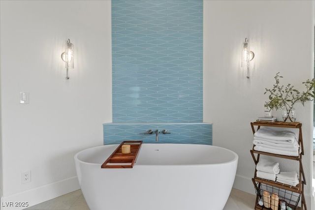 9312 Provence Garden Lane, Las Vegas, NV 89145