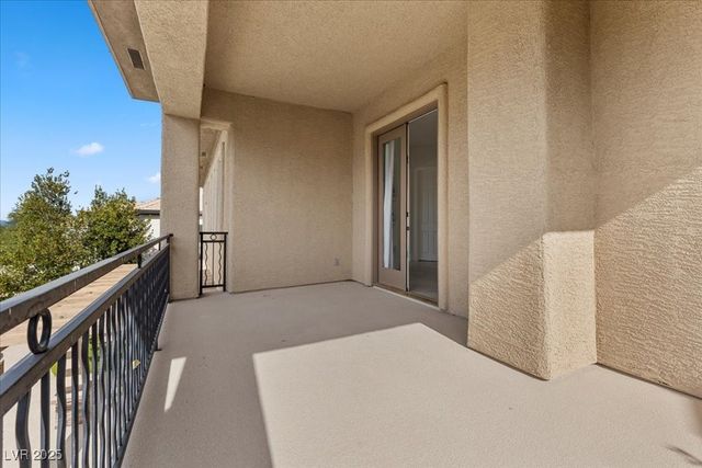 9312 Provence Garden Lane, Las Vegas, NV 89145