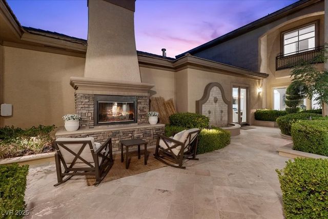 9312 Provence Garden Lane, Las Vegas, NV 89145