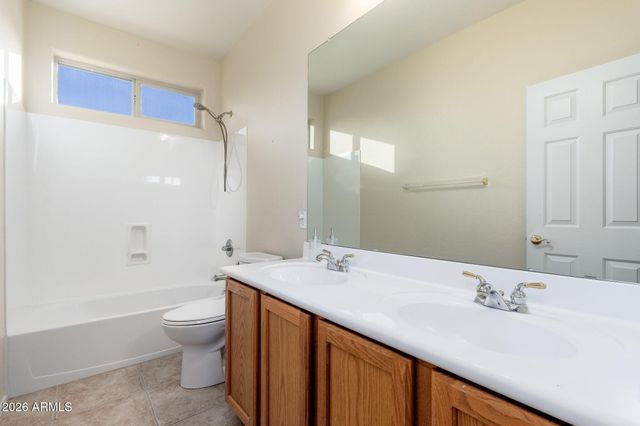 42727 N COURAGE Trail, Anthem, AZ 85086