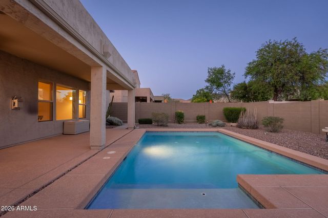 42727 N COURAGE Trail, Anthem, AZ 85086