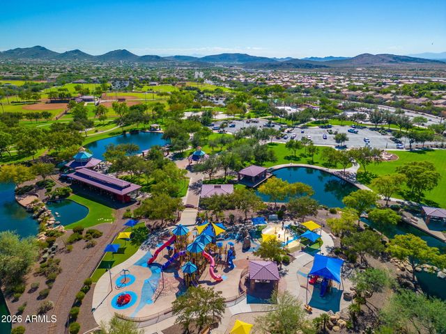 42727 N COURAGE Trail, Anthem, AZ 85086