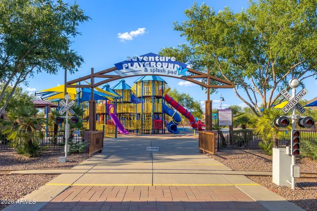 42727 N COURAGE Trail, Anthem, AZ 85086