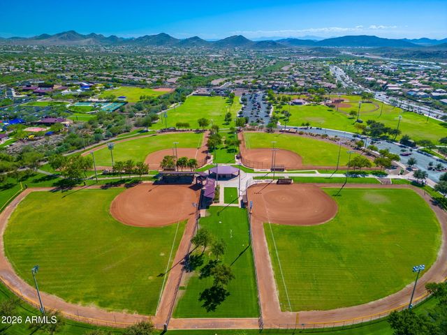 42727 N COURAGE Trail, Anthem, AZ 85086