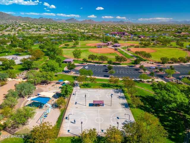 42727 N COURAGE Trail, Anthem, AZ 85086