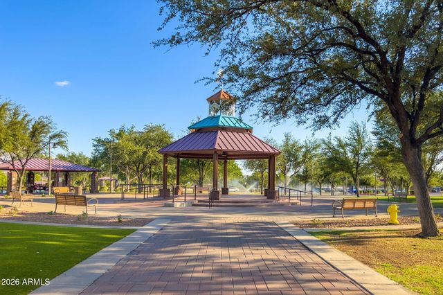 42727 N COURAGE Trail, Anthem, AZ 85086